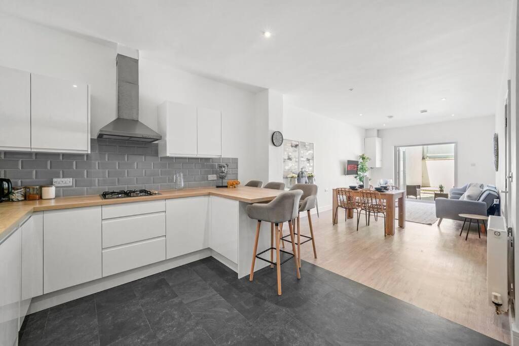 Exquisite Scandi Gem Of Bristol - Sleeps 6 Apartment Bagian luar foto